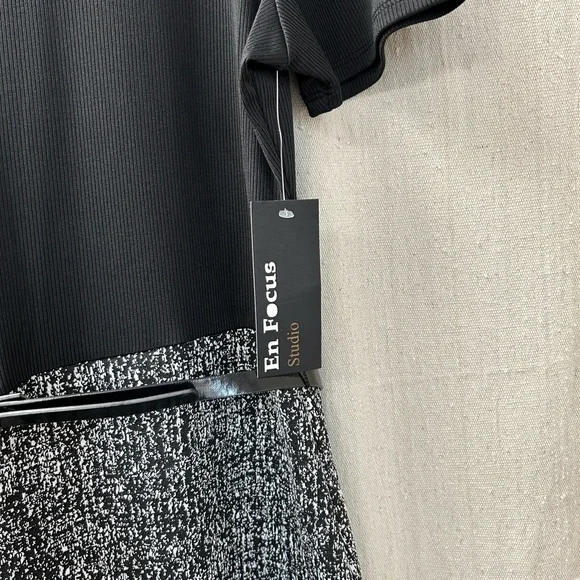 NWT/ En Focus / Black and Gray Women's dress/ Size 14 - Picture 4 of 9